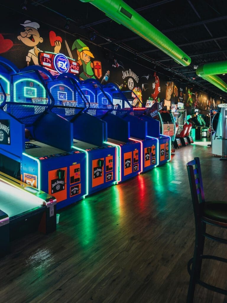 Vigilante Gastropub in Austin: Game Tables, Food, and First-Timer Tips