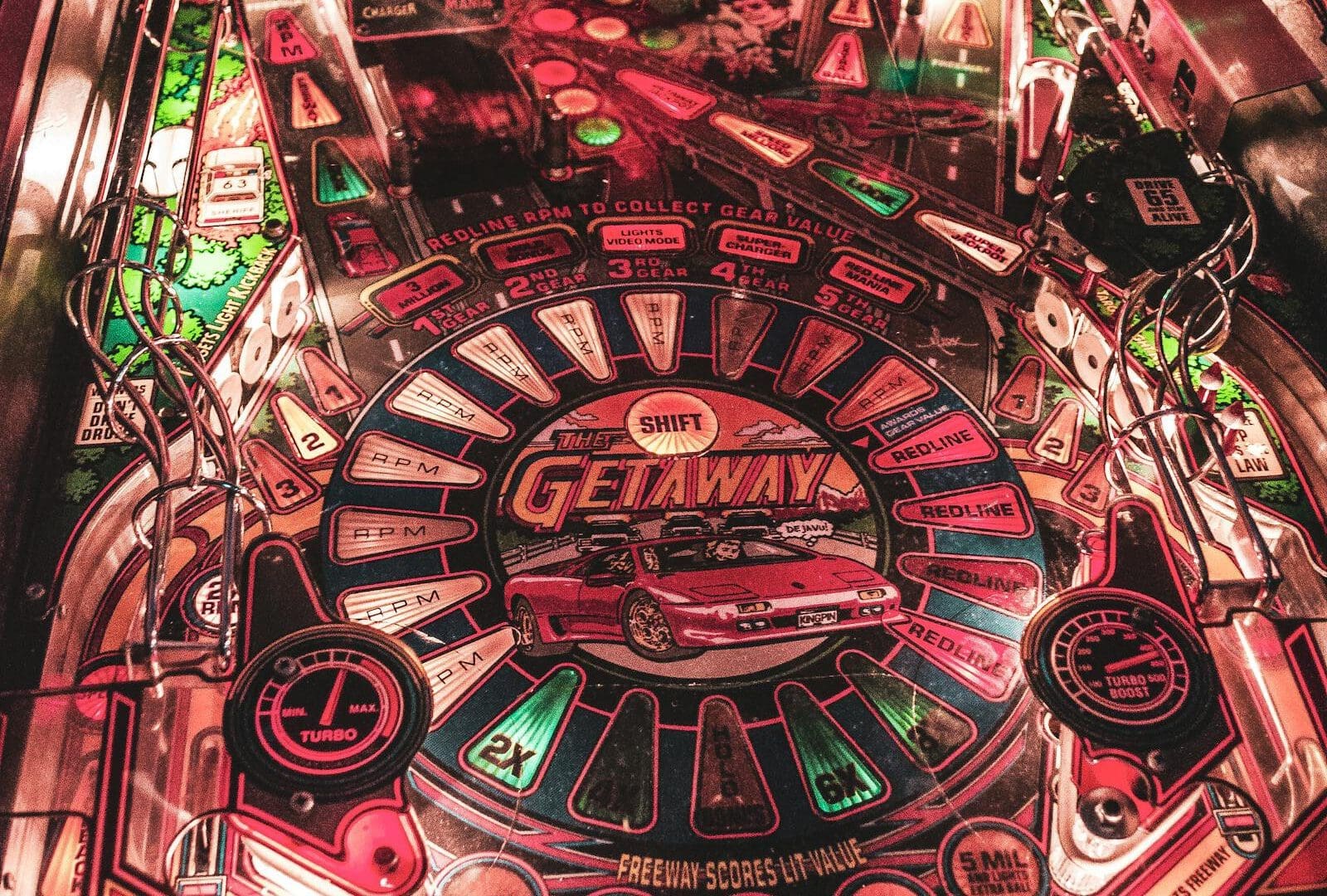 DreamHack Dallas: LAN, Esports, and Spectator Survival Guide featured image: classic arcade cabinet