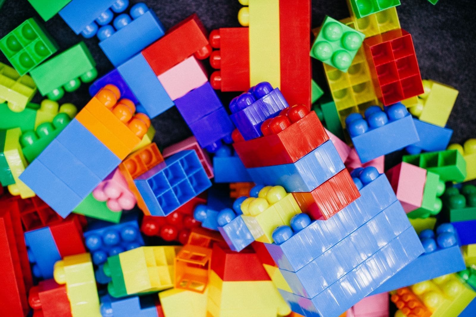 LEGO Technic vs. Creator Expert: Texas Builders' Head-to-Head 2026 — Texas Fandoms